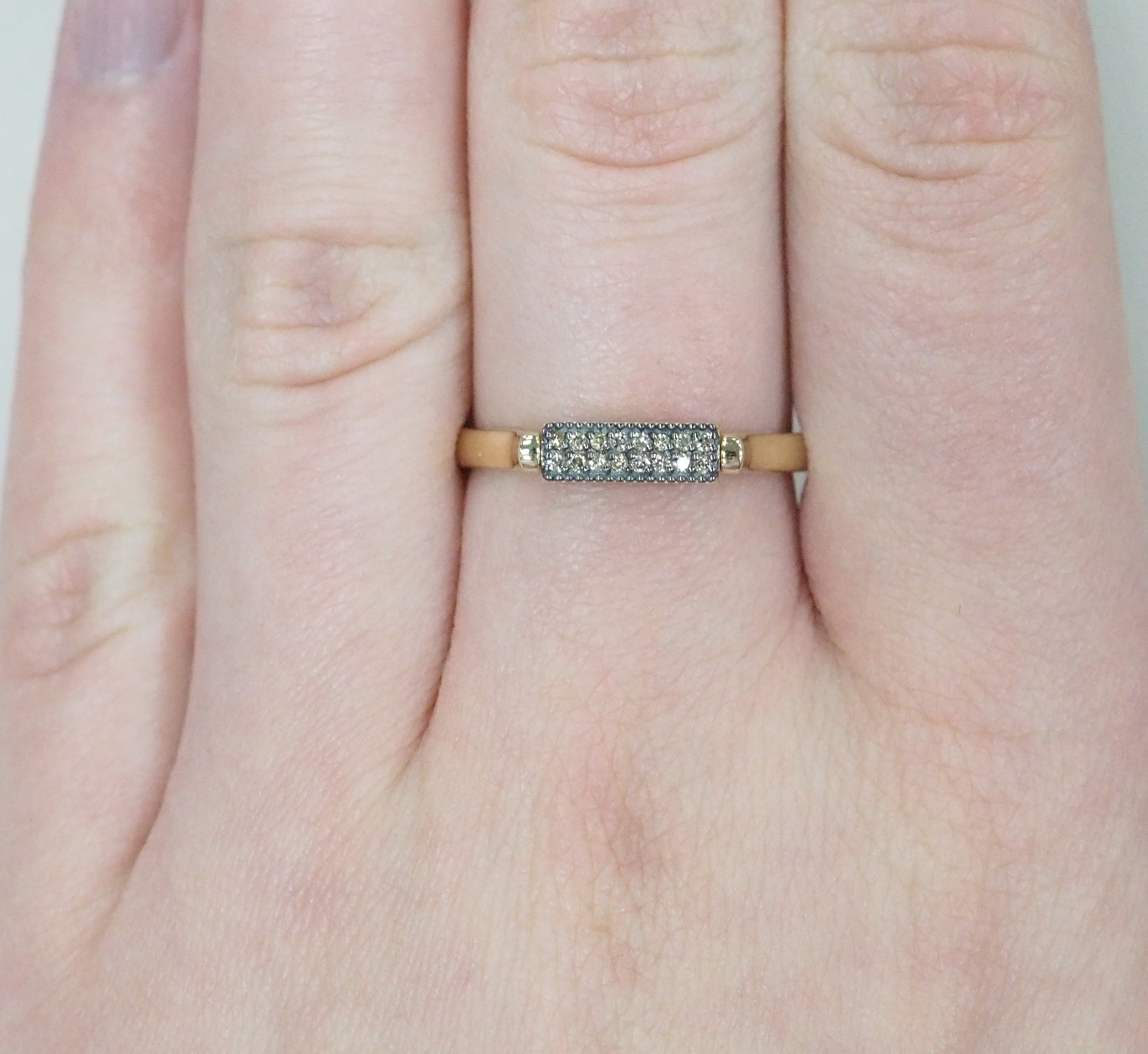 Кольцо из желтого золота с бриллиантами